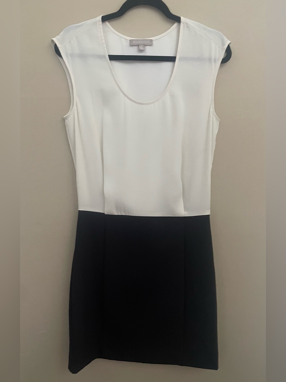 Banana Republic Black White Colorblock Sleeveless Sheath Dress Size 8